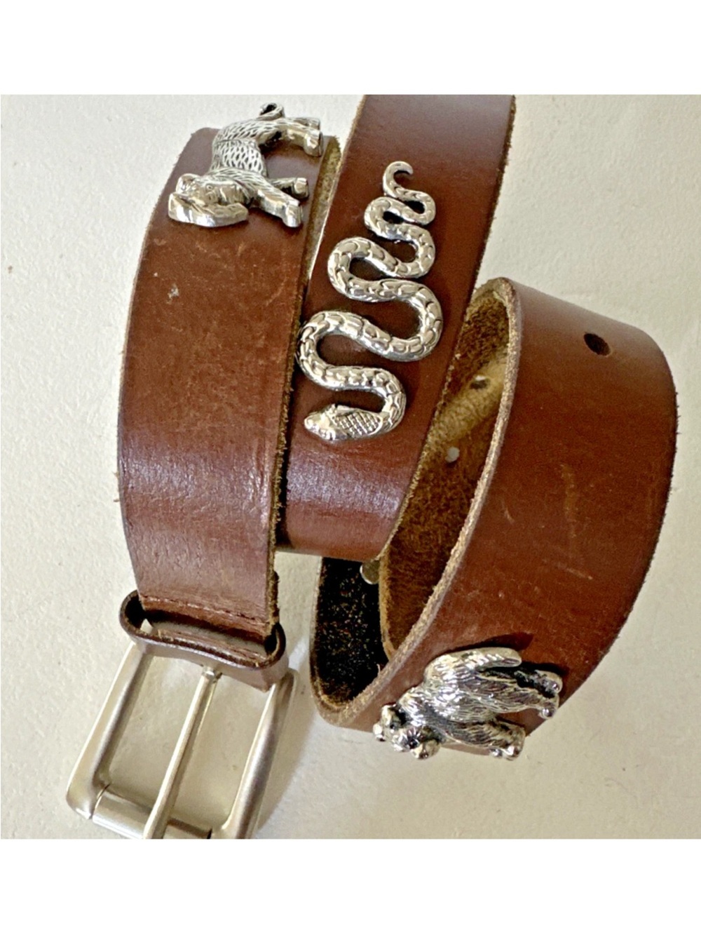 VINTAGE CAPEZIO LEATHER BELT METAL ANIMAL CONCHOS M/L BEAR, SNAKE LIZARD - Picture 12 of 13